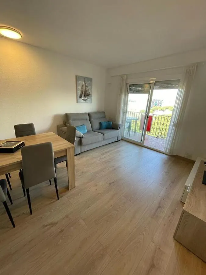Beta'S Beach Blanes Apartamento